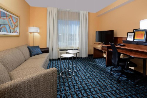 Fairfield Inn & Suites by Marriott Raleigh Capital Blvd./I-540 - image 33