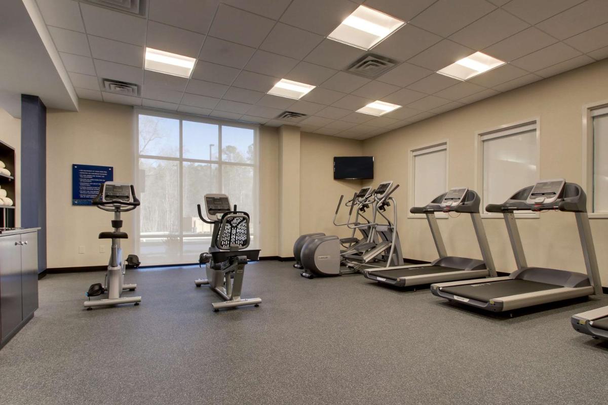 Hampton Inn & Suites By Hilton Knightdale Raleigh - image 5