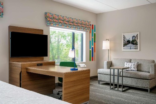 Hampton Inn & Suites Raleigh Midtown NC - image 18