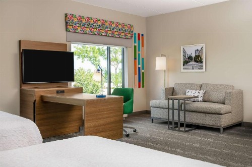 Hampton Inn & Suites Raleigh Midtown NC - image 20