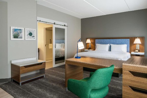 Hampton Inn & Suites Raleigh Midtown NC - image 34