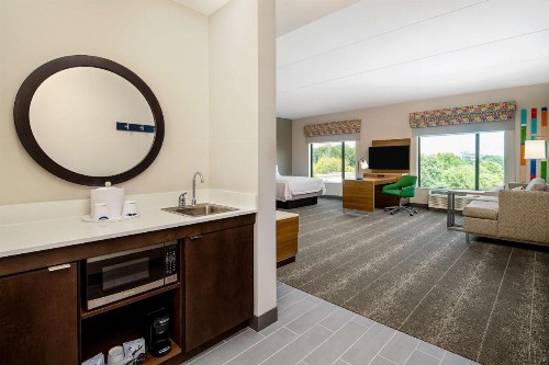 Hampton Inn & Suites Raleigh Midtown NC - image 39
