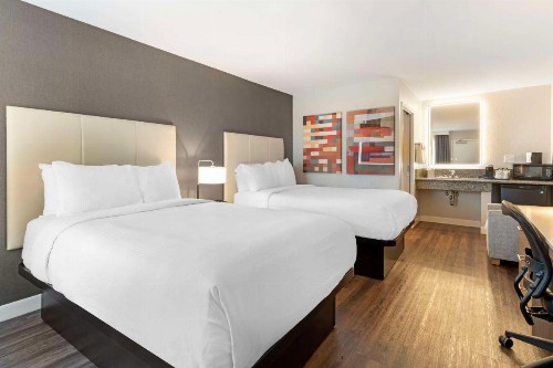 Best Western Plus Rancho Cordova Inn - image 16