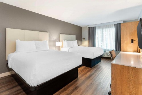Best Western Plus Rancho Cordova Inn - image 18