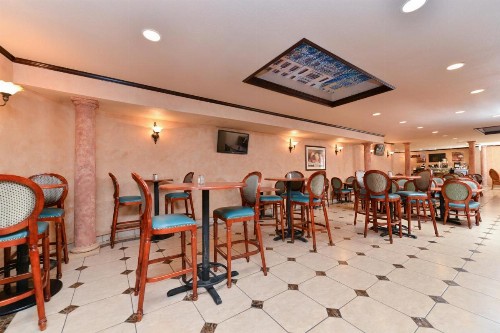 Holiday Inn Rancho Cordova - Northeast Sacramento an IHG Hotel - image 9