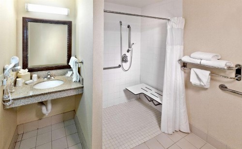 Hilton Garden Inn Ontario Rancho Cucamonga - image 39