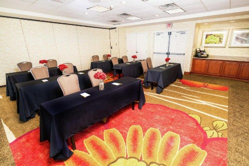 Hilton Garden Inn Ontario Rancho Cucamonga - image 44