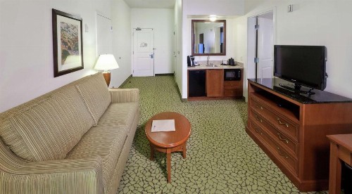 Hilton Garden Inn Ontario Rancho Cucamonga - image 48
