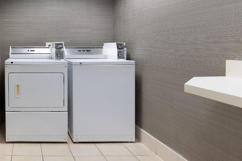 Courtyard by Marriott Rancho Cucamonga - image 18