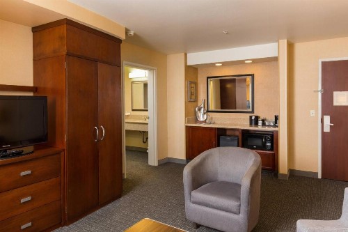 Courtyard by Marriott Rancho Cucamonga - image 50