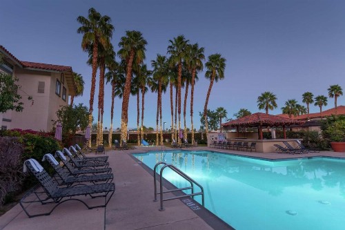 Hilton Garden Inn Palm Springs/Rancho Mirage - image 16