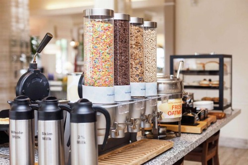 Hilton Garden Inn Palm Springs/Rancho Mirage - image 22