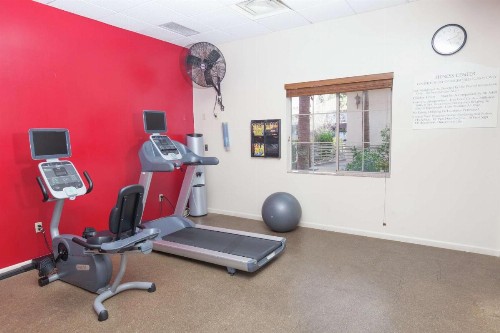Hilton Garden Inn Palm Springs/Rancho Mirage - image 25