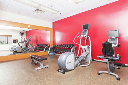 Hilton Garden Inn Palm Springs/Rancho Mirage - image 27