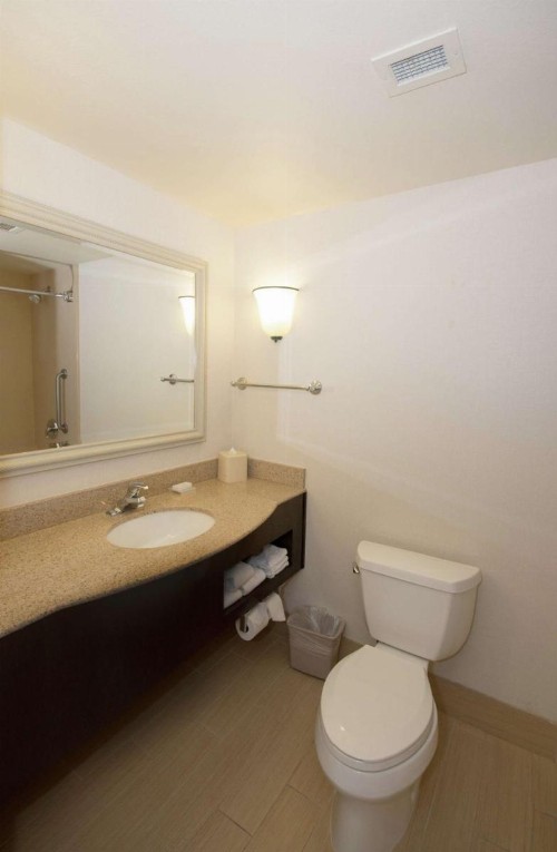 Hilton Garden Inn Palm Springs/Rancho Mirage - image 37