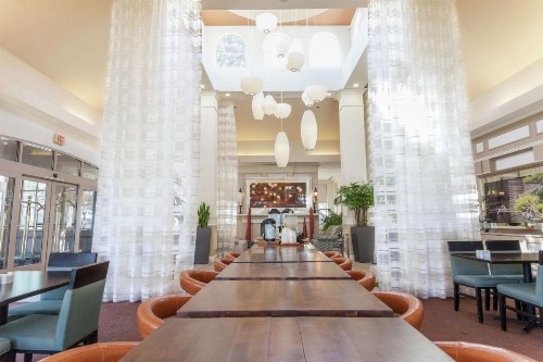 Hilton Garden Inn Palm Springs/Rancho Mirage - image 8