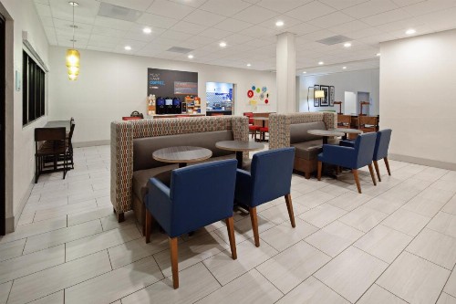 Holiday Inn Express & Suites Rancho Mirage an IHG Hotel - image 19