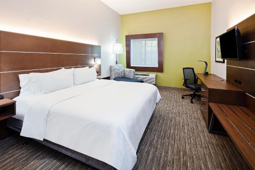 Holiday Inn Express & Suites Rancho Mirage an IHG Hotel - image 21