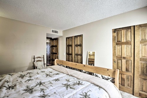 Condo with Pool Access Near Coachella and Hiking! - image 9