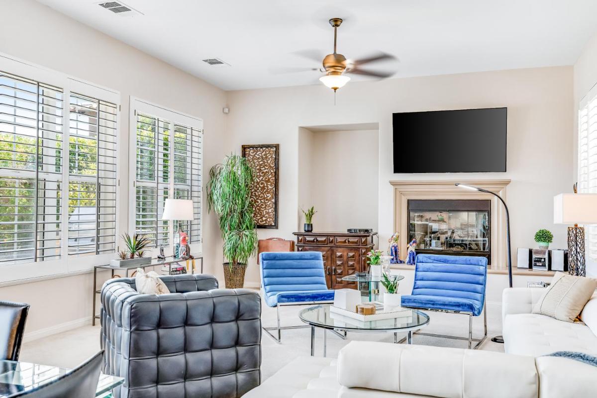 Luxury on the Lake Rancho Mirage - image 2