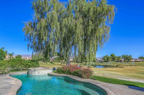 Mira Vista Lakefront Golf Villa
