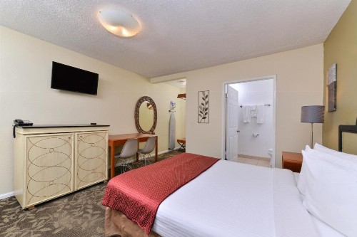 Americas Best Value Inn Rancho Palos Verdes - image 29