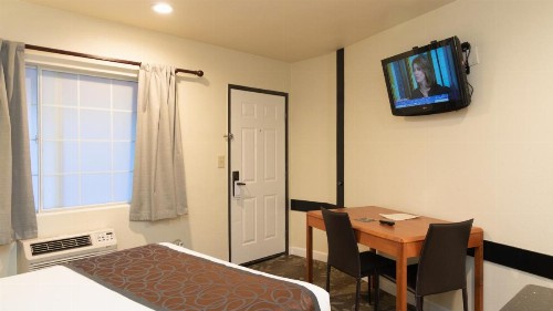 Americas Best Value Inn Rancho Palos Verdes - image 8