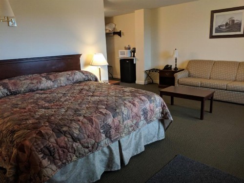 Rangeley Saddleback Inn - image 22
