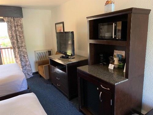 Travelodge by Wyndham Rapid City - image 30