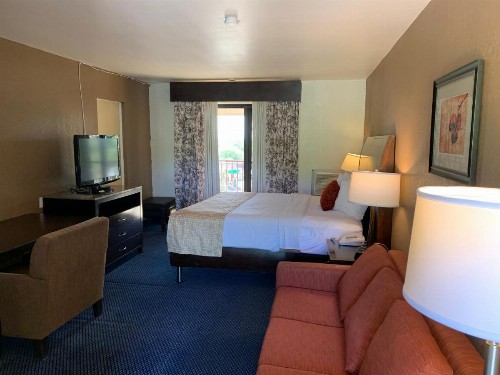 Travelodge by Wyndham Rapid City - image 33