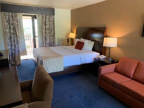 Travelodge by Wyndham Rapid City - image 35