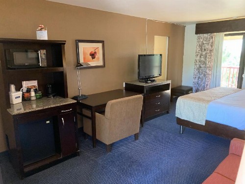 Travelodge by Wyndham Rapid City - image 37