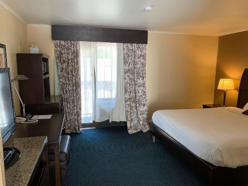 Travelodge by Wyndham Rapid City - image 42