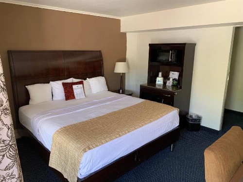 Travelodge by Wyndham Rapid City - image 48
