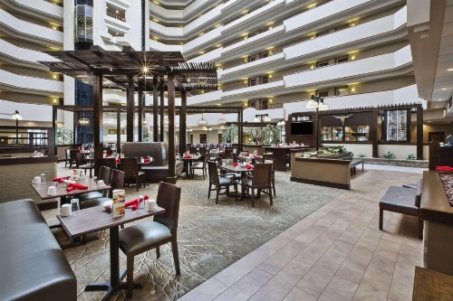 Holiday Inn Rapid City - Rushmore Plaza an IHG Hotel - image 3