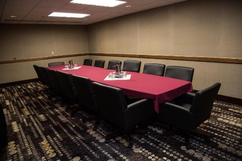 Holiday Inn Rapid City - Rushmore Plaza an IHG Hotel - image 35