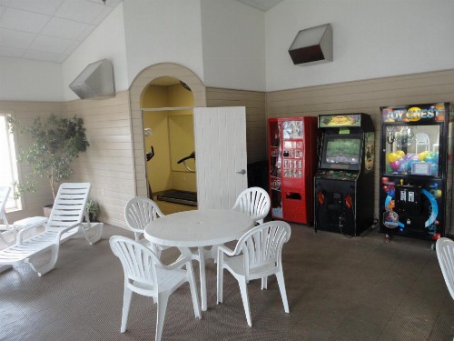 Days Inn by Wyndham Rapid City - image 21