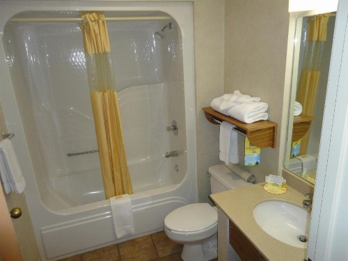 Days Inn by Wyndham Rapid City - image 26