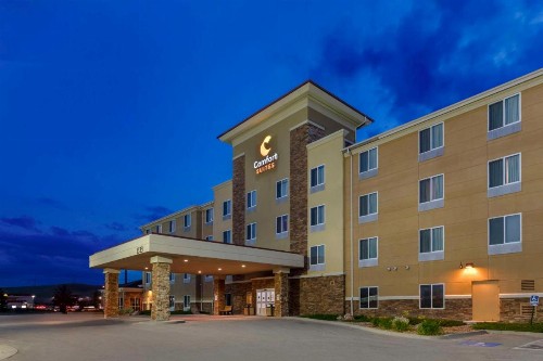Comfort Suites Conference Center Rapid City - image 2