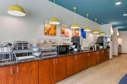Comfort Suites Conference Center Rapid City - image 30