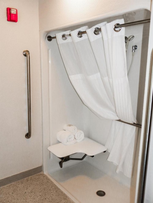 Quality Inn & Suites Rapid City - image 44