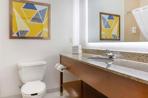 Hampton Inn Rapid City - image 13