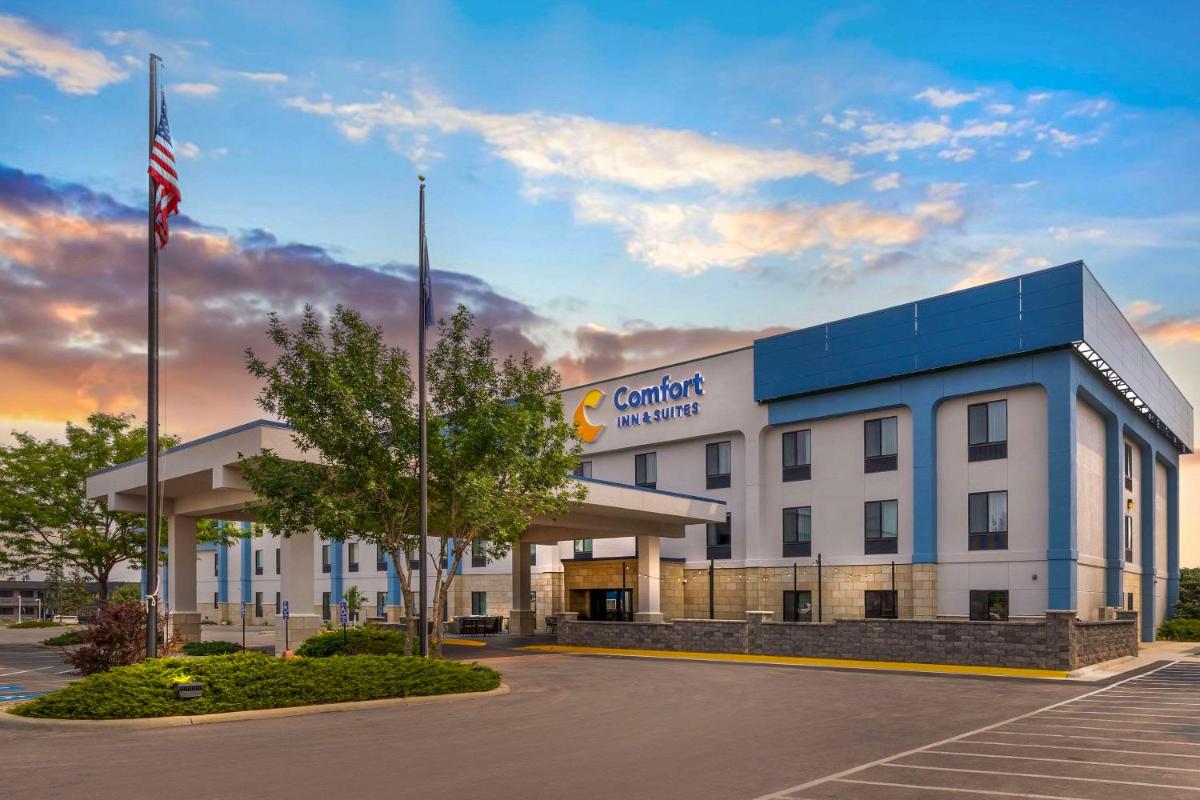 Hampton Inn Rapid City - image 2