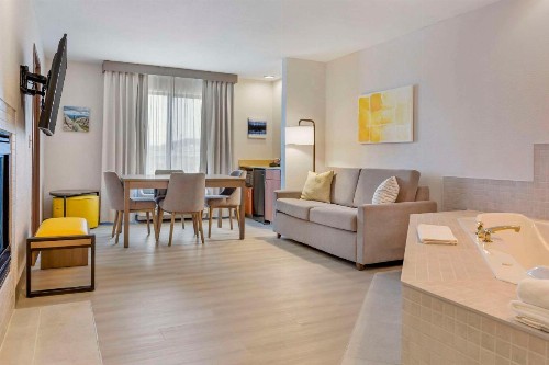 Hampton Inn Rapid City - image 32