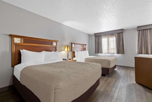 Quality Inn near Monument Health Rapid City Hospital - image 11