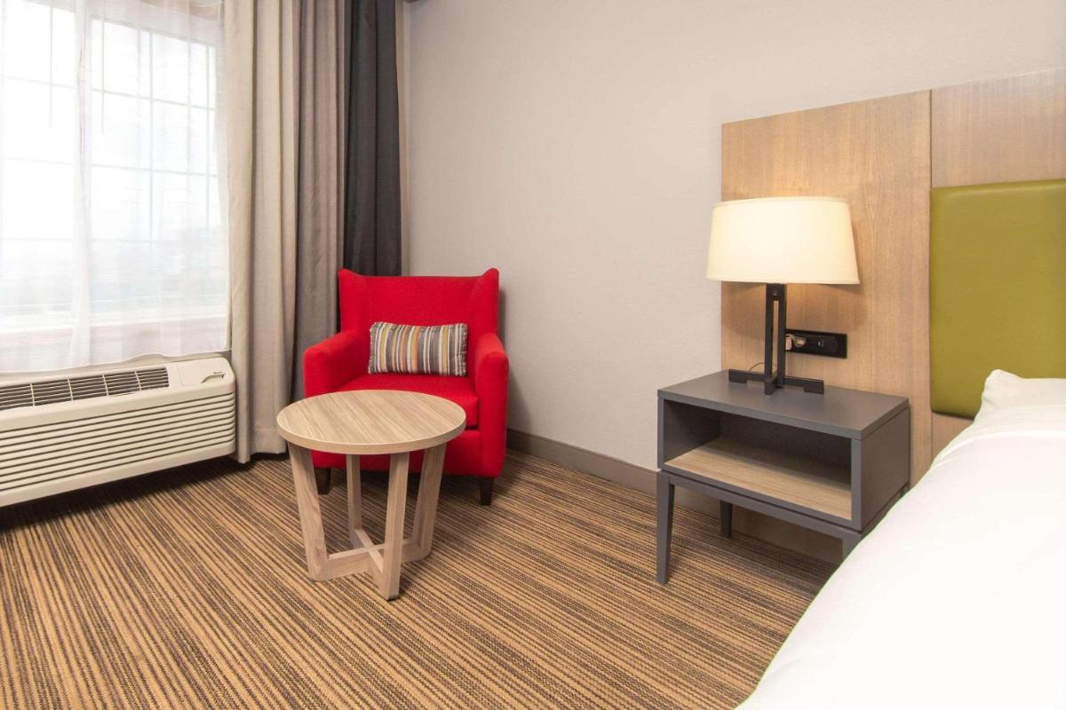 Country Inn & Suites by Radisson Rapid City SD - image 7