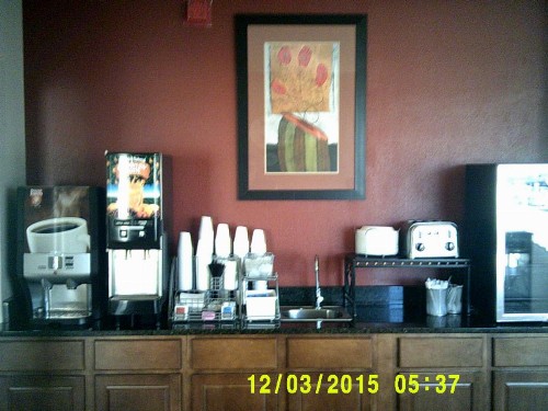 Super 8 by Wyndham Rapid City Rushmore Rd - image 9