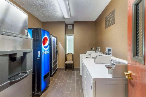 Comfort Inn & Suites Rapid City - image 30