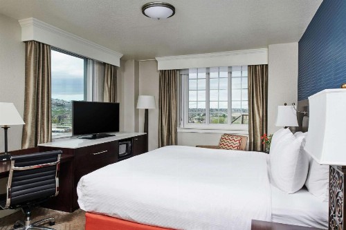 Hotel Alex Johnson Rapid City Curio Collection by Hilton - image 25