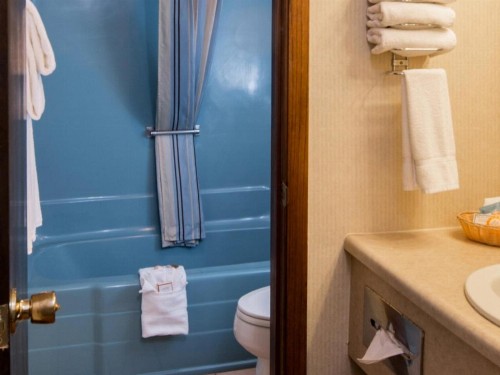 The Foothills Inn - image 4